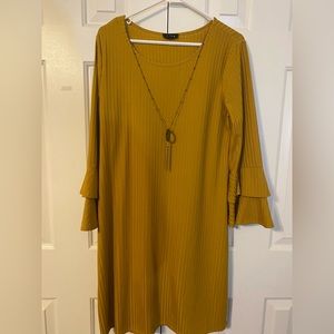 Mustard Shift Dress | L | Yellow, Flared Sleeves, Detachable Necklace